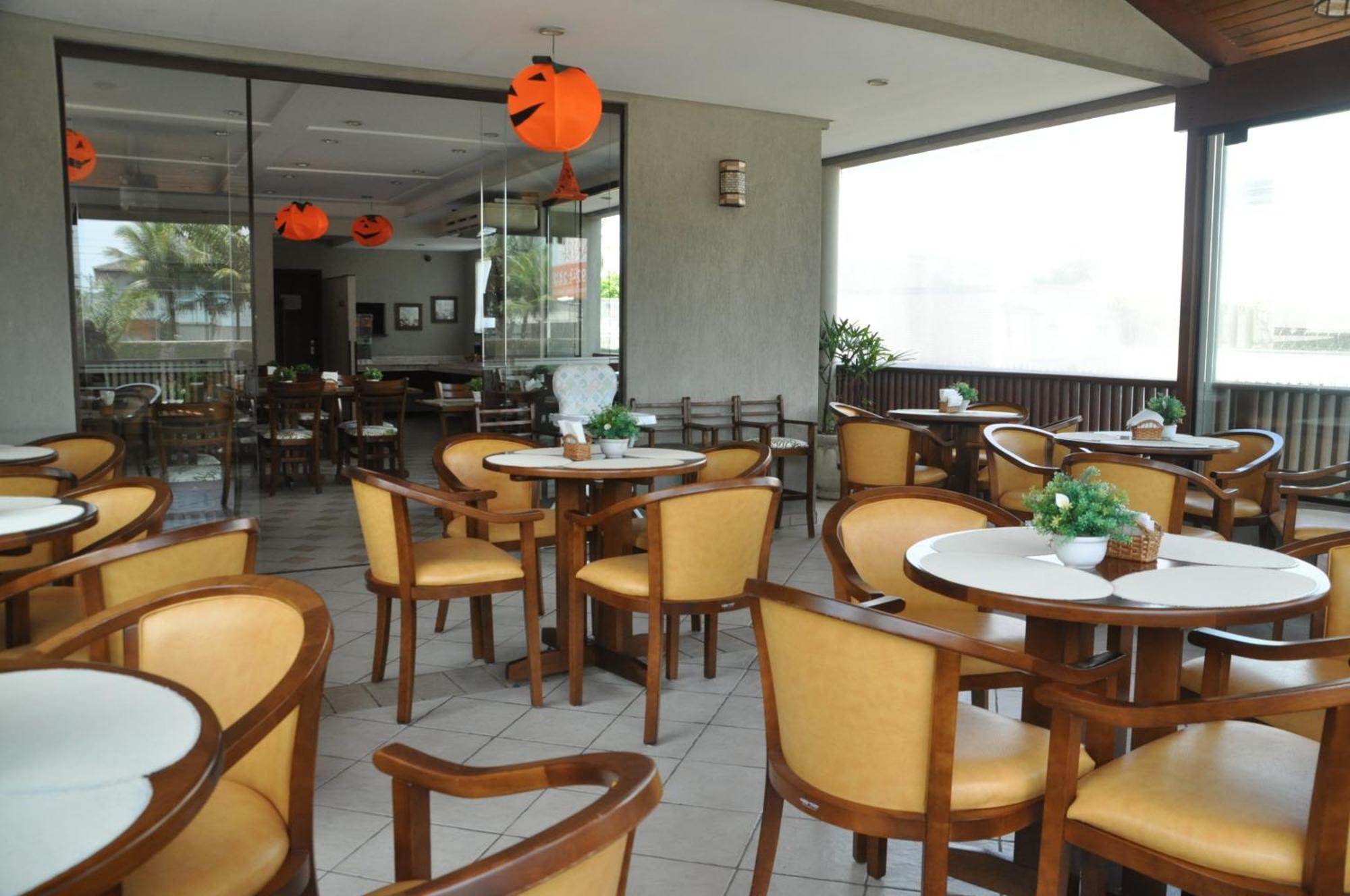 Hotel Ilhas Do Caribe - Na Melhor Regiao Da Praia Da Enseada กัวรูจา ภายนอก รูปภาพ