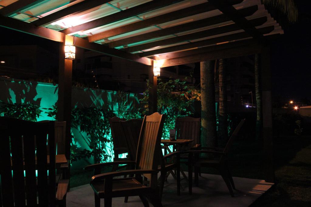 Hotel Ilhas Do Caribe - Na Melhor Regiao Da Praia Da Enseada กัวรูจา ภายนอก รูปภาพ